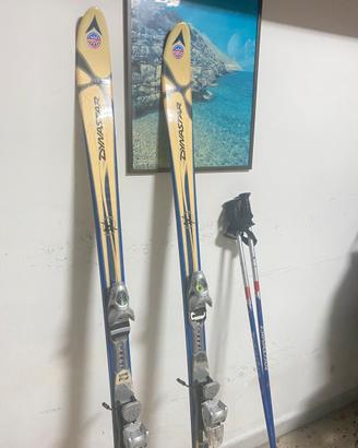 Sci con attacchi e scarponi