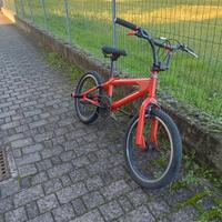 BMX rossa