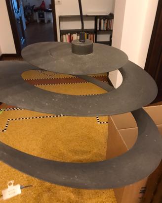 Lampadario nero moderno