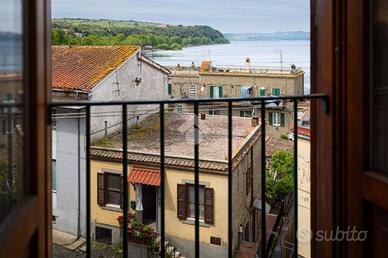 4 LOCALI A ANGUILLARA SABAZIA