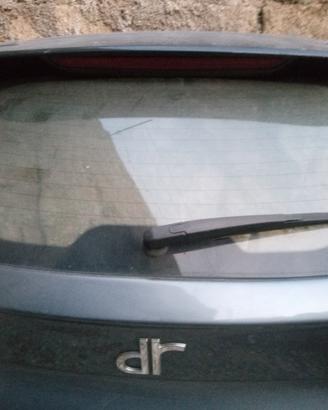portellone posteriore DR3 e fanalino
