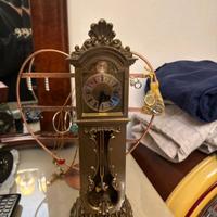 Orologio a pendolo vittoriano vintage