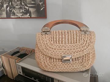 borsetta vintage con manico in legno