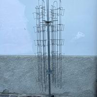 Espositore  girevole in metallo con ruote