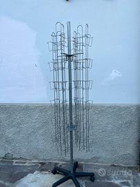 Espositore  girevole in metallo con ruote