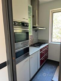 Cucina con elettrodomestici ILVE/Ariston. 800 EUR.
