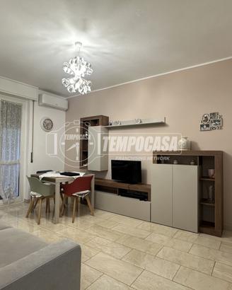 BILOCALE IN PIENO CENTRO, COMPLETAMENTE RISTRUTTUR