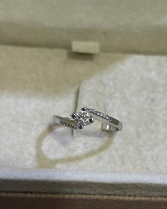 Anello diamanti e oro bianco come nuovo con garanz