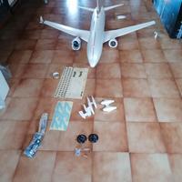 Aeromodello Boeing 737 700 RC