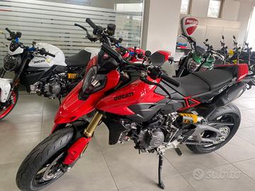 Ducati Hypermotard V2