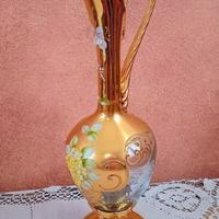 Arte muranese .Caraffa dorata dipinta a mano