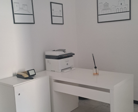 Stanza in ufficio condiviso