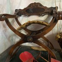 Sedia Savonarola in legno massello