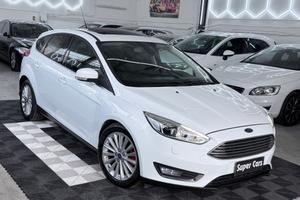 Ford Focus 1.0 EcoBoost 125CV PANORAMICO Titanium