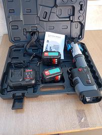 pressatrice idraulica con matrici th 16 20 26 32 