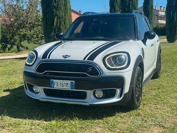 Mini Countryman 2.0 Hype  Steptronic 190 cv