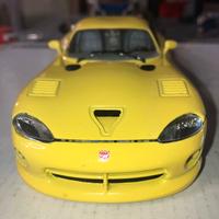 Viper gts 1:24 burago