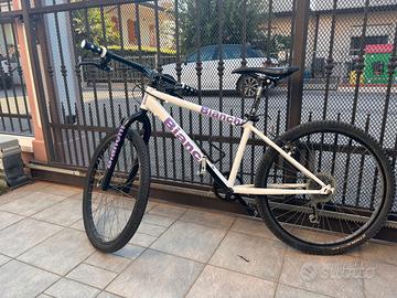 MTB da bambino/bambina misura 24  usata.