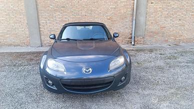 Mazda MX-5 NC2 1.8 126CV 2011