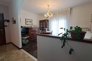 Appartamento di 96 m² con 4 locali e box auto a Ve