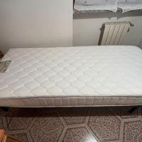 Letto singolo con materasso nuovo