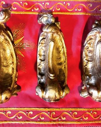 Piedi in ottone per mobili antichi, stile Luigi XV