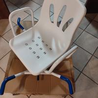 Sedia girevole a 360* per vasca da bagno nuova. 