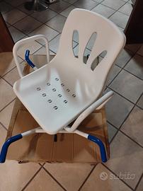 Sedia girevole a 360* per vasca da bagno nuova. 