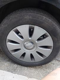 Cerchi in lega originali con gomme Audi A6C6 del 2