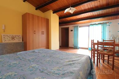 Monolocale Arredato con Terrazzino Privato