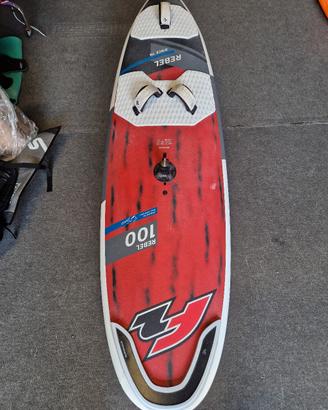 Tavola windsurf freewave F2 Rebel 110 lt