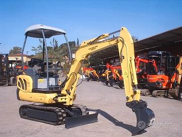 MiniEscavatore usato NEW HOLLAND E16B