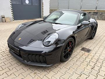 Porsche 992 GTS4 Cabriolet 540 CV