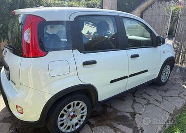 Panda hybrid 06/2024 solo 37000 km perfetta i