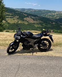 Suzuki gsx s 125
