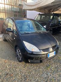 Mitsubishi Colt 1.1 12V 5p. Invite