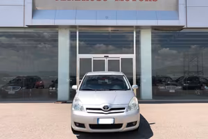 Toyota Corolla Verso 2.2 16V D-4D Sol