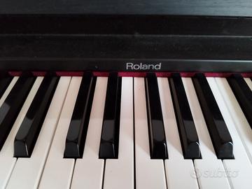 pianola Roland 