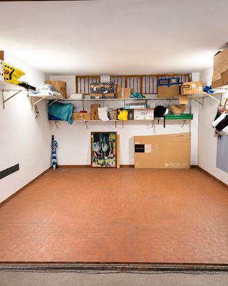 Garage box auto doppio