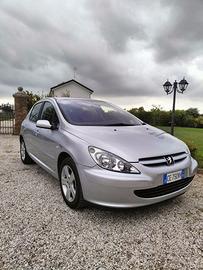 Peugeot 307 automatica 68000 km leggere bene