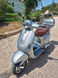 Vespa 125LX