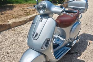 Vespa 125LX