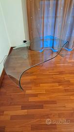 TAVOLINO MANTA FIAM IN VETRO CURVATO