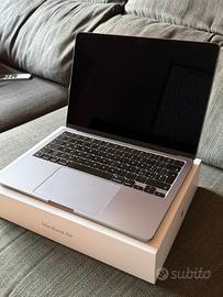 APPLE Macbook Air 13“, M2, 8 CPU, 256GB, grigio