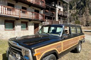 Jeep Grand Wagoneer 1987