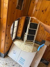 Specchi tondi con retroilluminazione LED