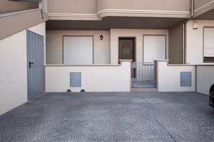 Terralba- splendido appartamento con cortile