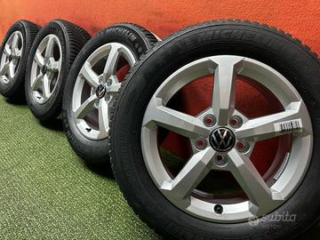 Cerchi VW T-Roc Gomme 2023 NEW Invernali 205 60 16