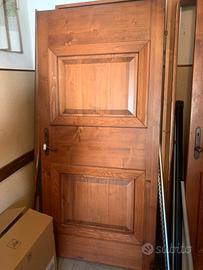 Porte da interno in legno massiccio