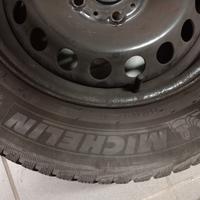 cerchi golf  7- 8 da 15" gomme invernali regalate 